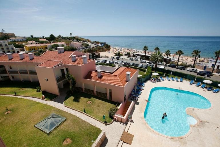 Apartamentos Turísticos Coral do Vau, Algarve