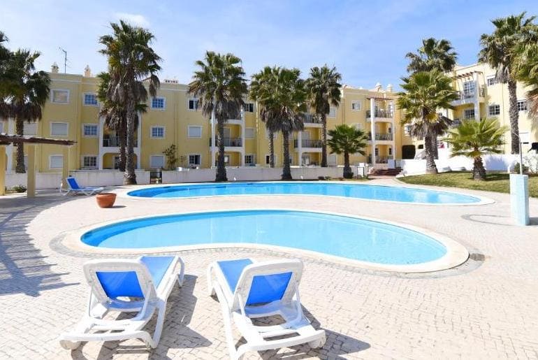 Praia da Lota Resort – Beachfront Apartments, Algarve