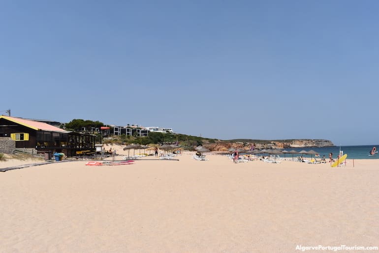 Restaurants in Praia do Martinhal, Algarve