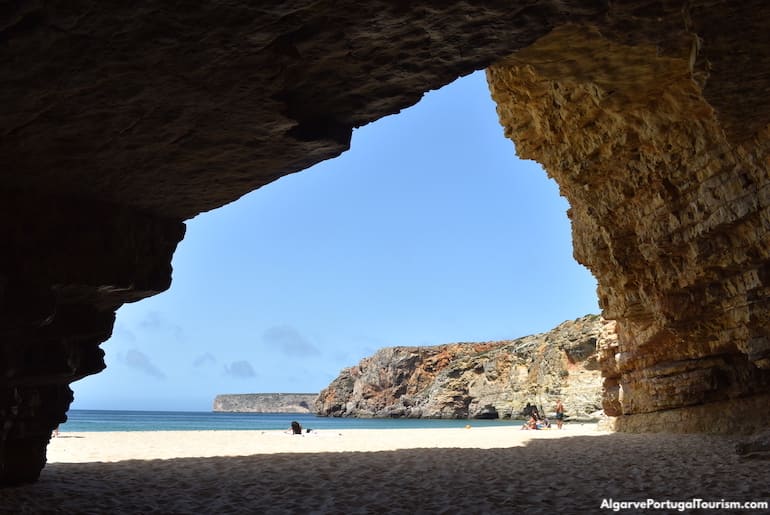 Cave in Praia do Beliche, Algarve