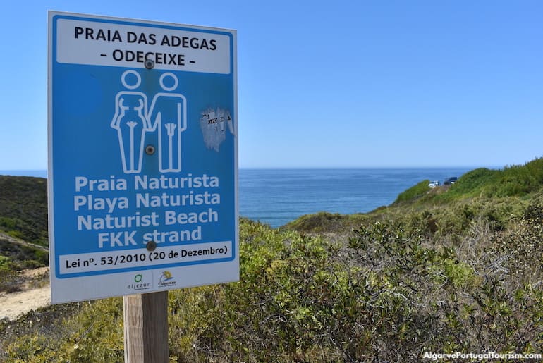 Praia das Adegas, praia naturista na Costa Vicentina, Algarve