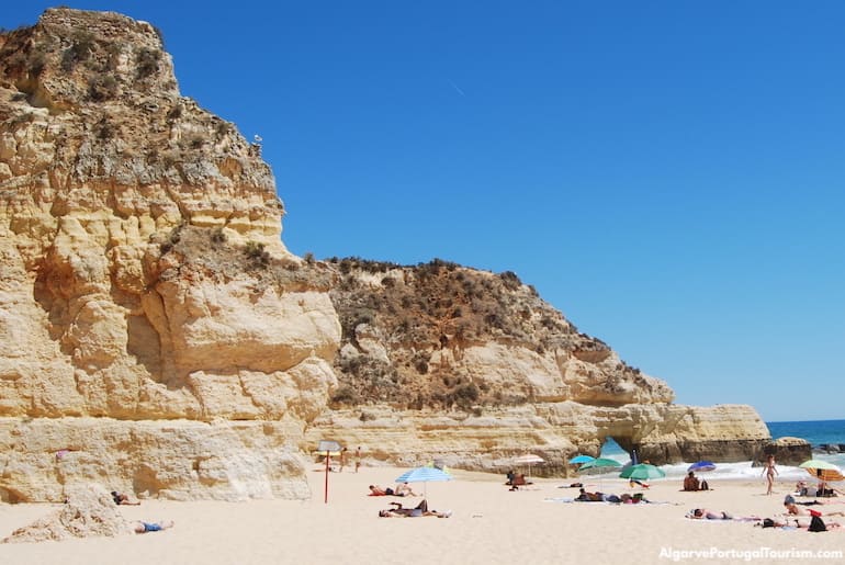 Praia dos Três Castelos, Portimão, Algarve